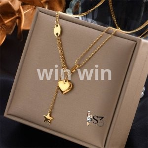 كوليه قلب ونجمة