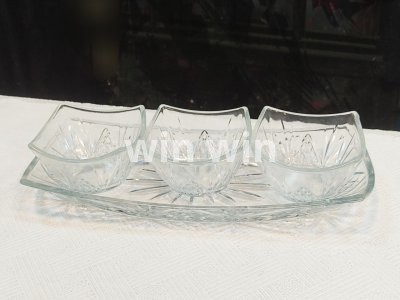 طقم مكسرات ٤ قطعه