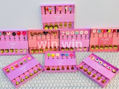 باكت معالق لون دهبى